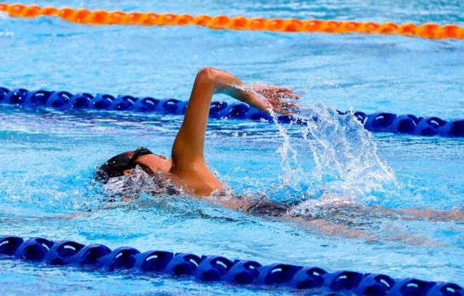 Intoxicação em piscina de academia deixa uma mulher morta e cinco internados em SP