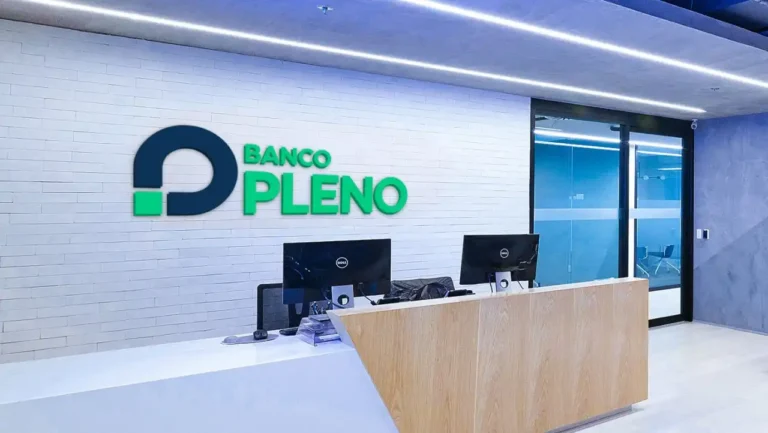 Banco Central decreta liquidação do Pleno