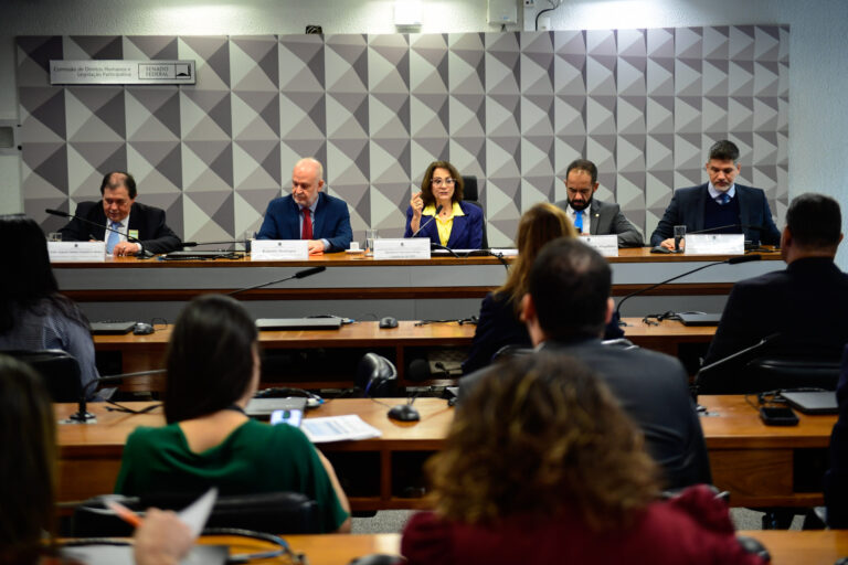 CDH vota educação especial, proteção a idosos, mulheres e pessoas com TEA nesta quarta (4)